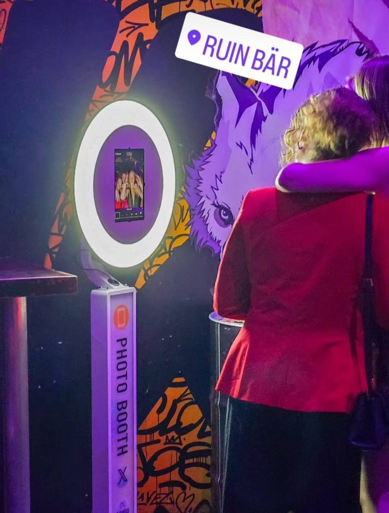 Location de photobooth dans les Vosges pour mariage, soirée et événements professionnels