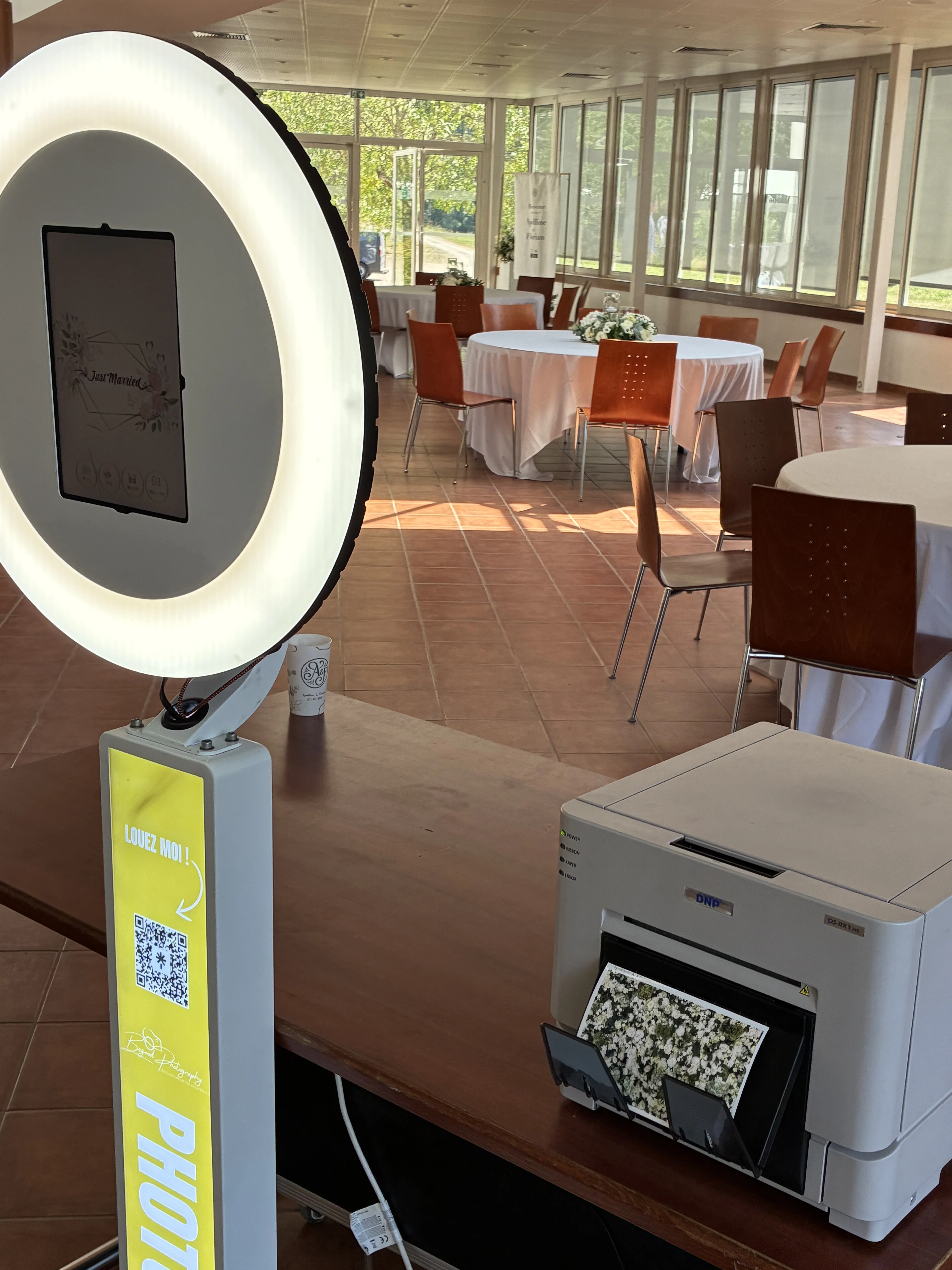 Borne photobooth BegoodCM installée mariage Épinal Vosges